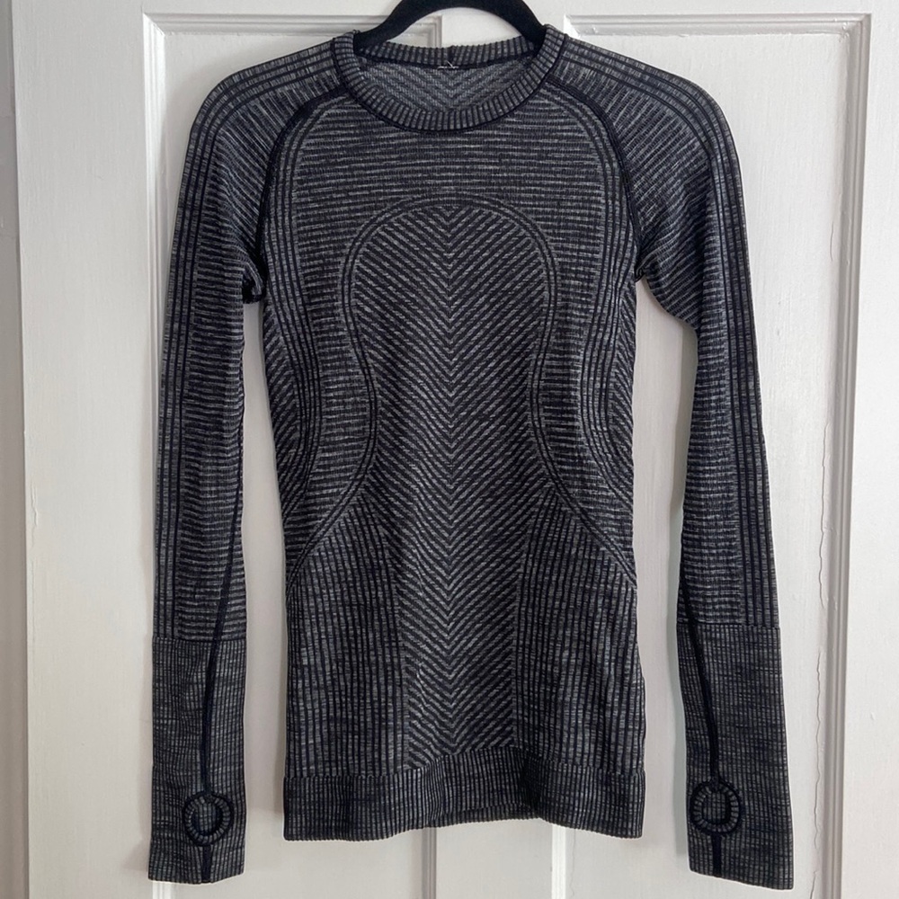 lululemon athletica Black and Gray Long Sleeve Top